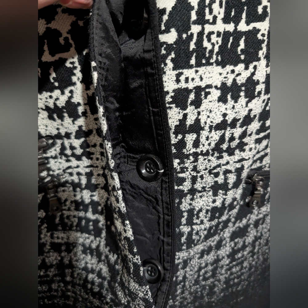 L.A.M.B. by Gwen Stefani long black & white wool blend, Leather Sleeves Size 8 - Picture 5 of 8